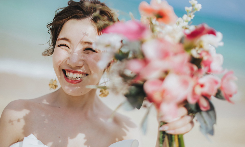 Point 02｜石垣島で選ばれる理由は専属ヘアメイクがフルサポート